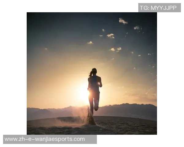 从草根到顶峰:励志足球明星们的奋斗历程与荣耀时刻 从草根到顶峰:励志足球明星们的奋斗历程与荣耀时刻